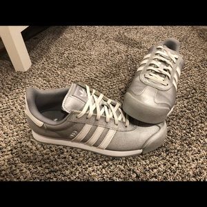 Woman’s Superstar Adidas Sneakers, Size 6